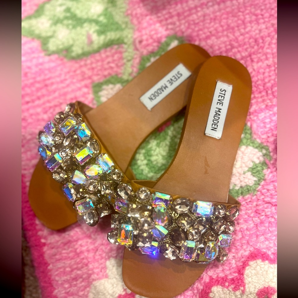 COPY - Steve Madden BRIELLE Sandal! Perfect sandal for this Spring! 🎀💐